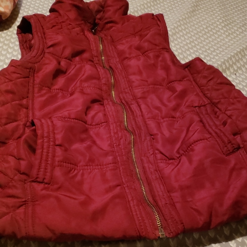 maroon juniors vest